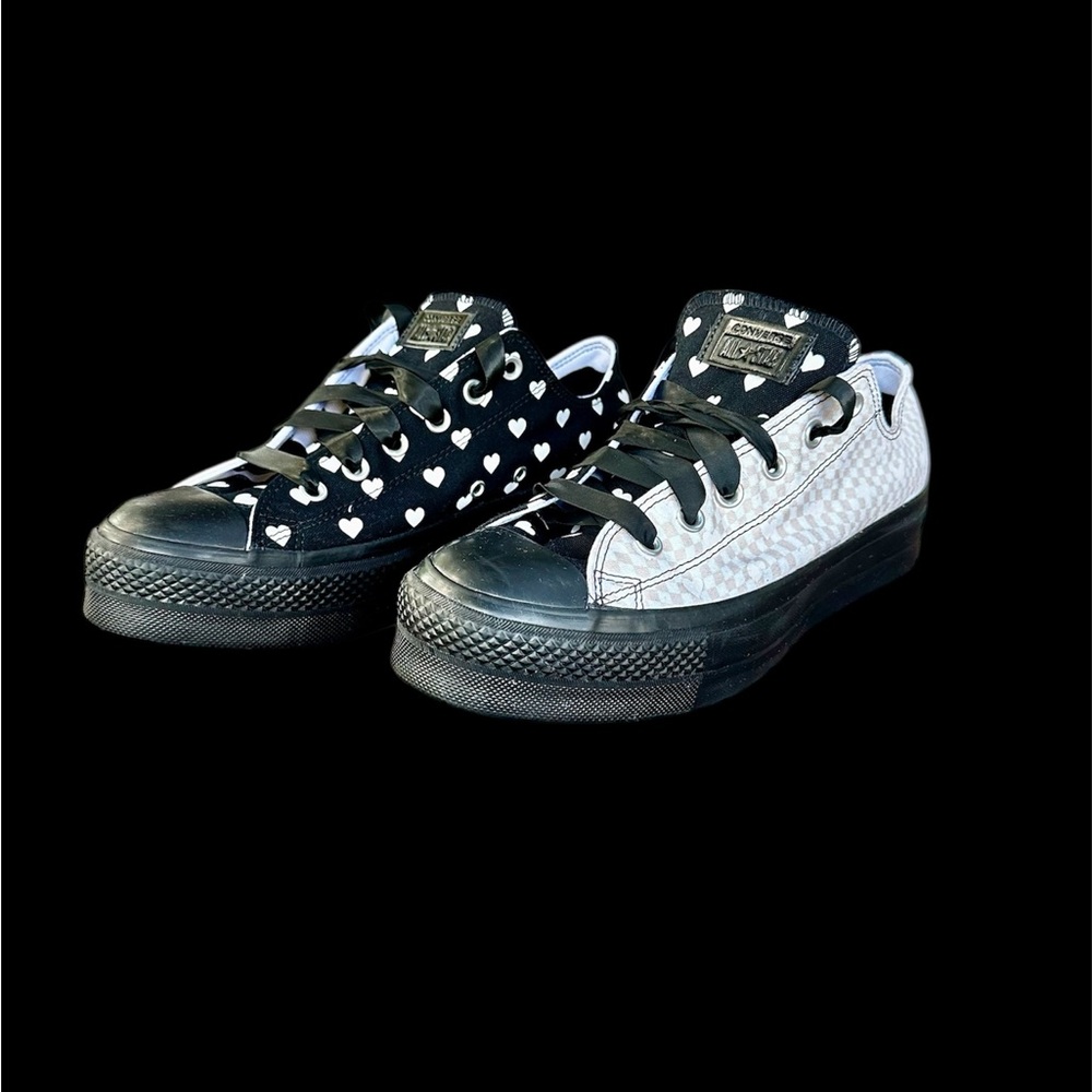 Women’s Converse by You Hearts size 10